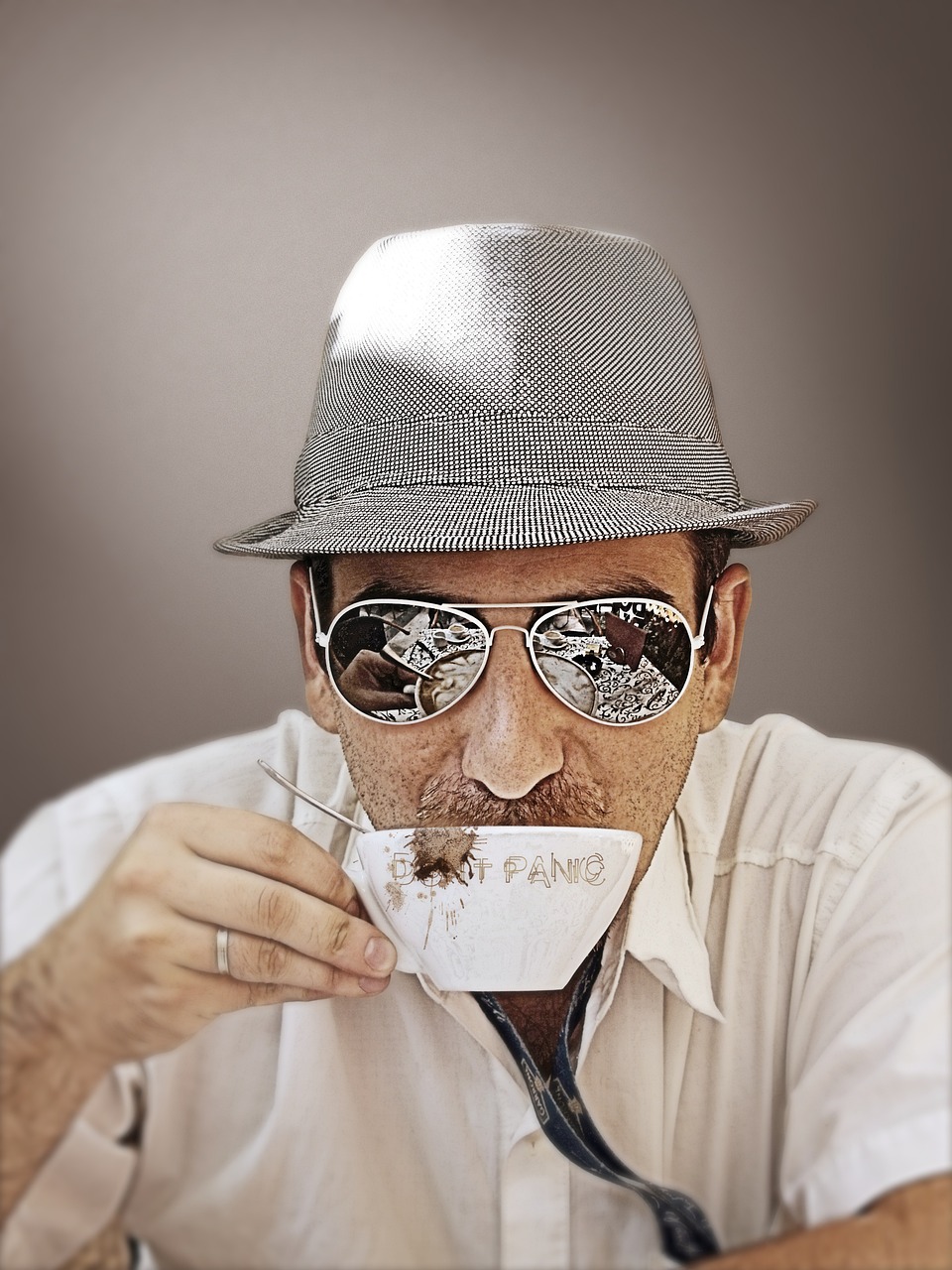 portrait, cofee, coffee, cup, espresso, cafe, coffe, drink, cappuccino, caffeine, hot, sunglass, panic, coffee cup, café, brown, person, man, male, mocha, splash, dirty